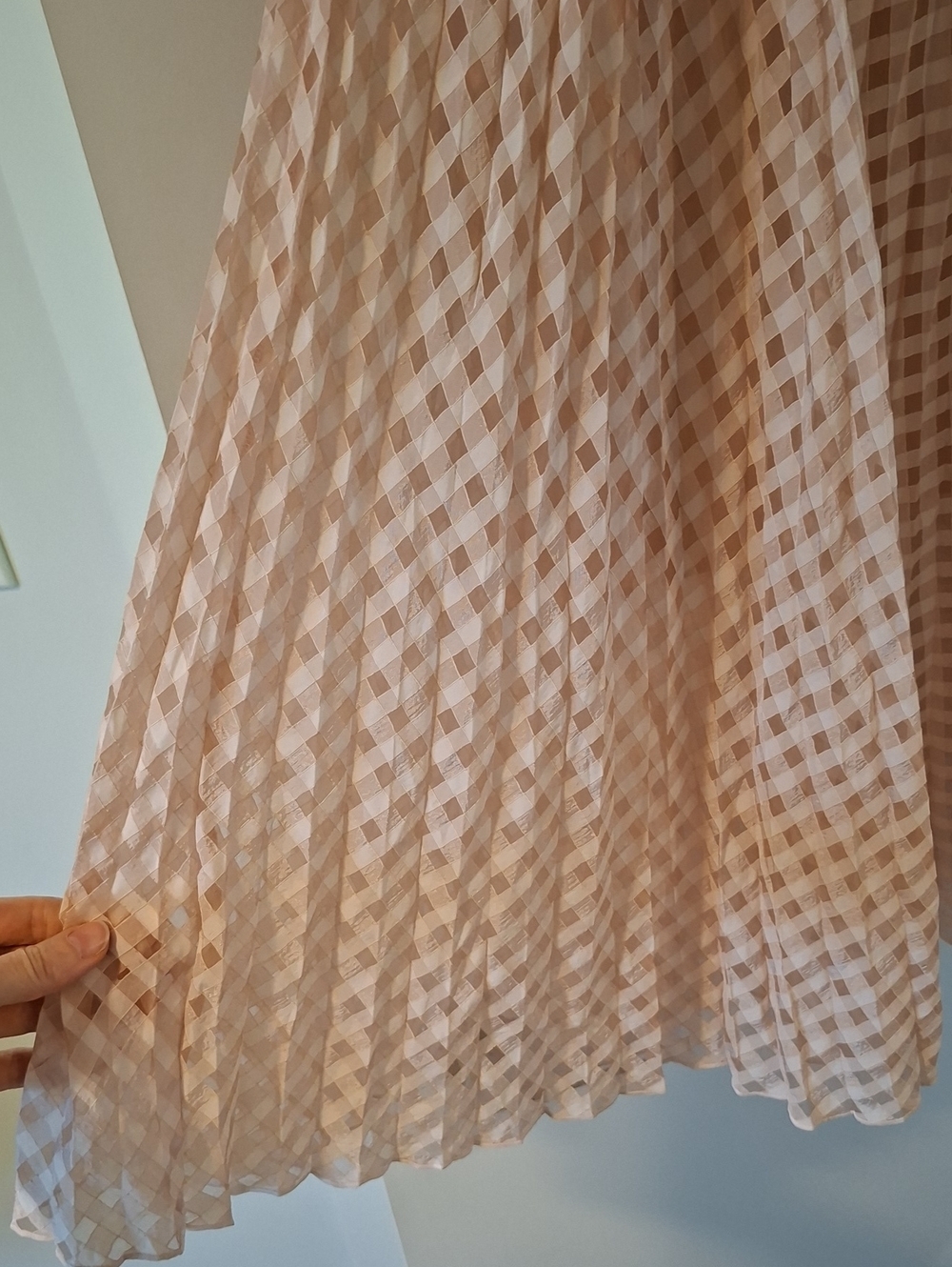 Tibi Silk Baby/Powder Pink Pleated/Plisse Plaid/Check Circle Skirt (Size 2) - Picture 4 of 7